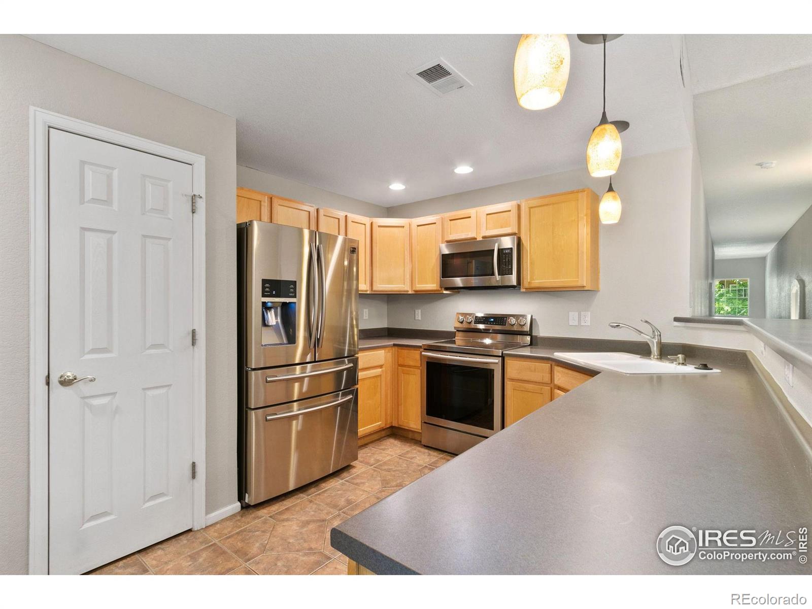 MLS Image #15 for 1703  whitehall drive,longmont, Colorado