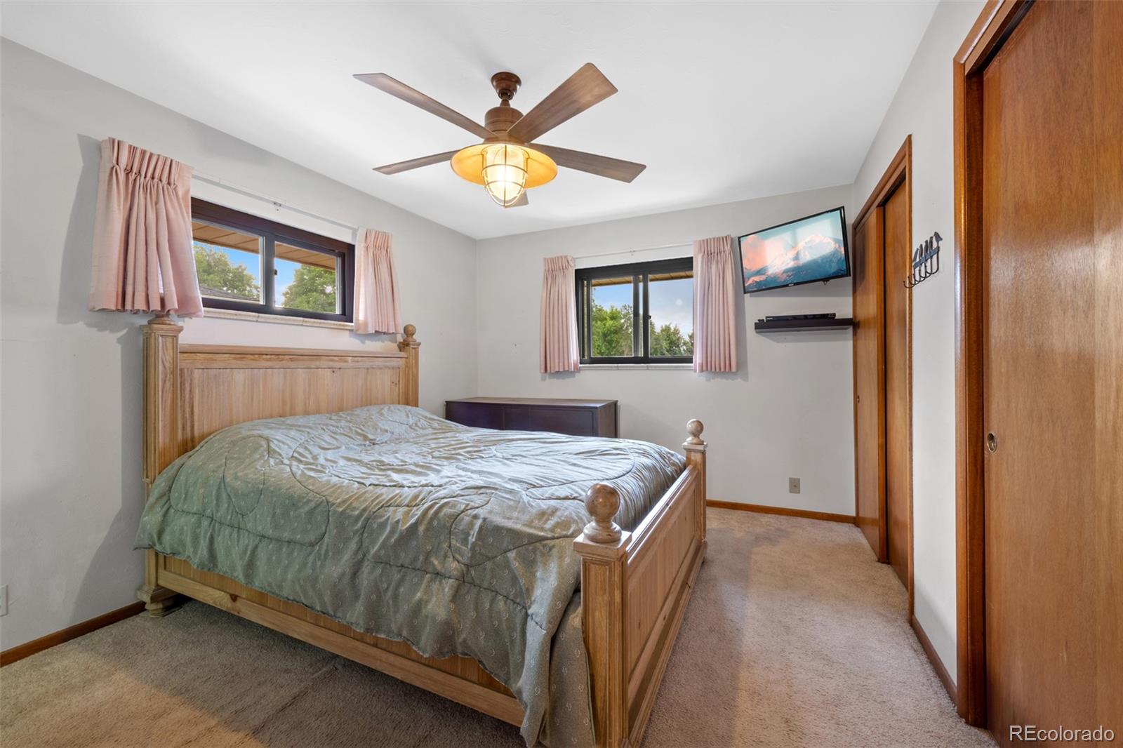 MLS Image #14 for 5924 s logan street,centennial, Colorado