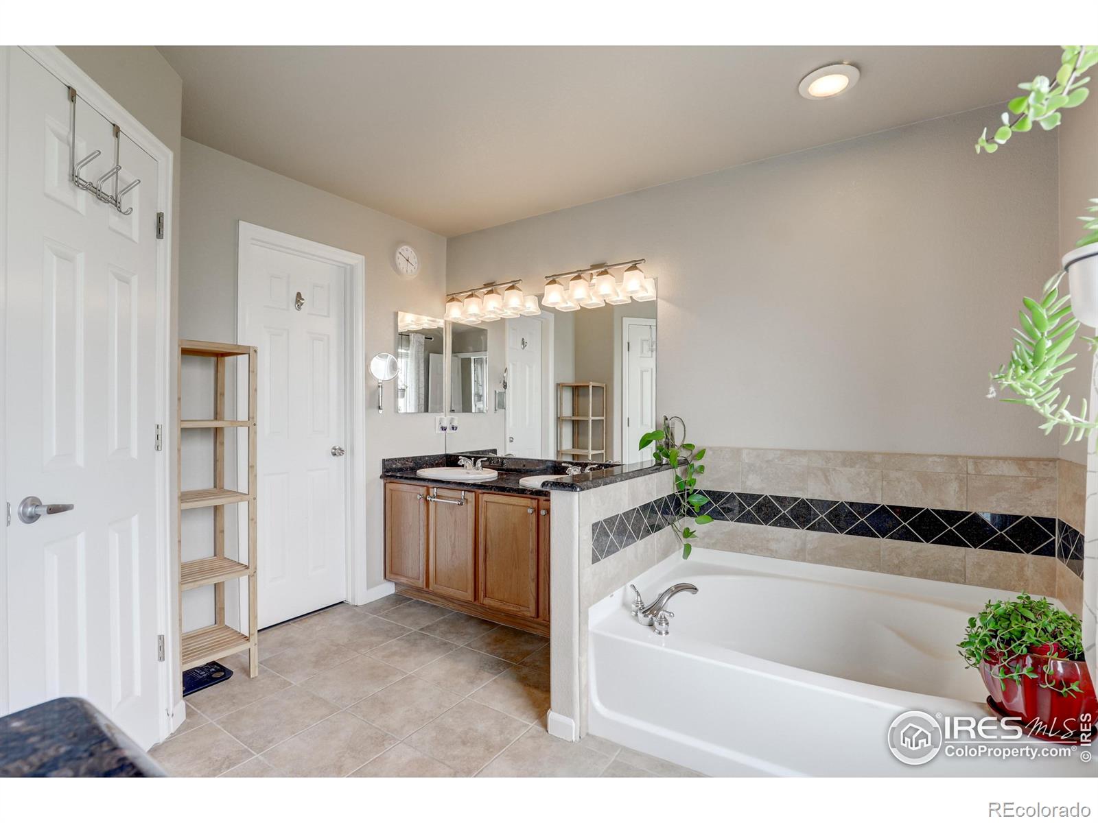 MLS Image #14 for 206  homestead way,brighton, Colorado