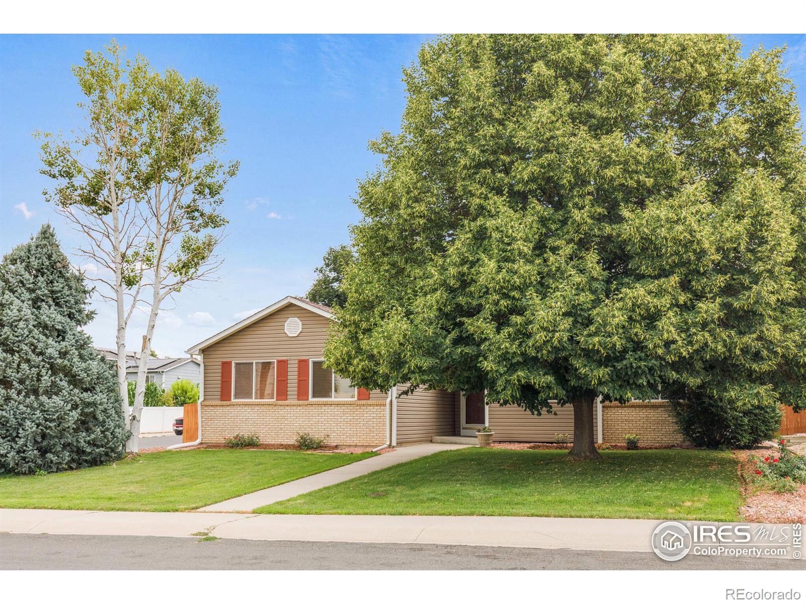 MLS Image #2 for 122 n 49th ave pl,greeley, Colorado