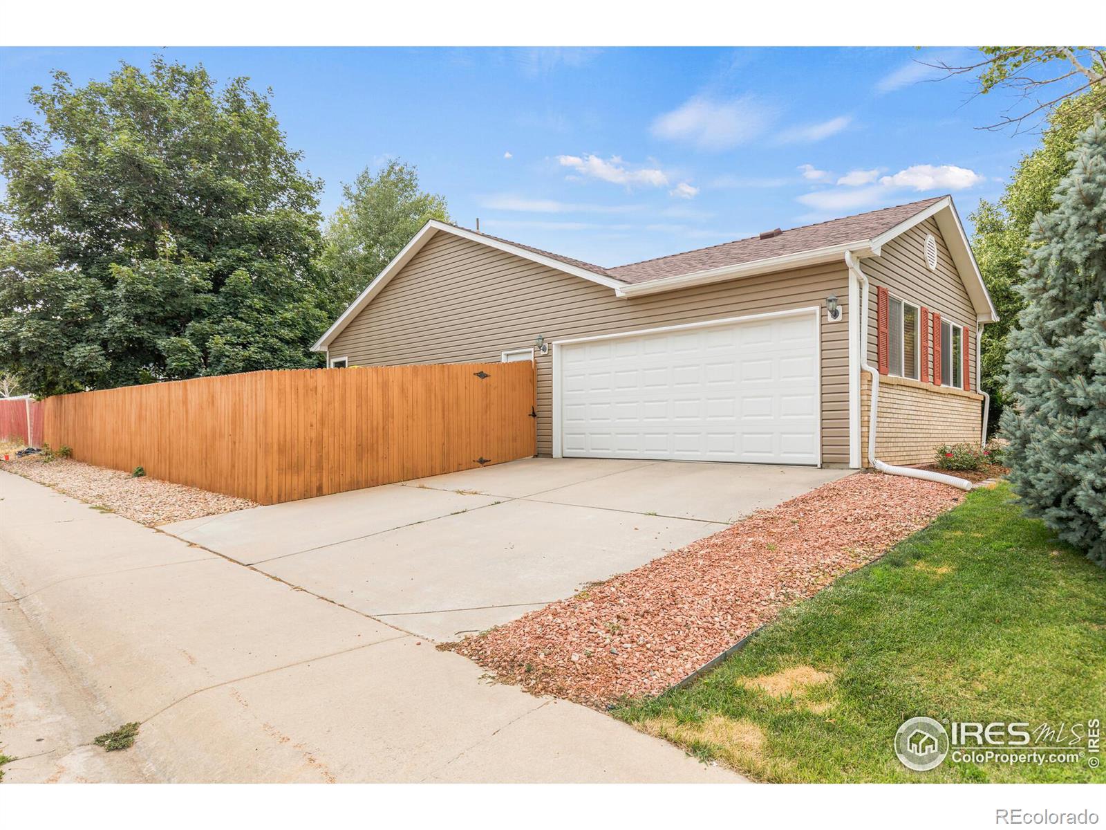 MLS Image #3 for 122 n 49th ave pl,greeley, Colorado