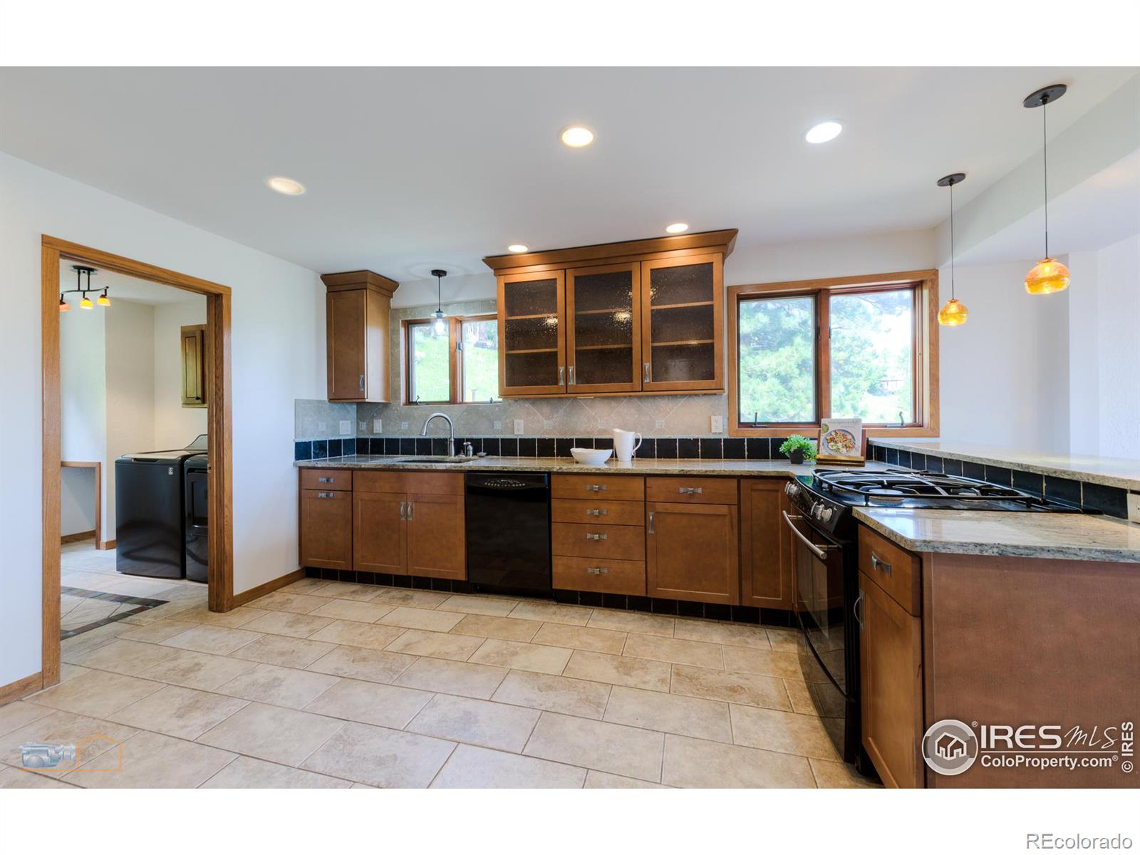 MLS Image #11 for 2616  crestridge court,boulder, Colorado