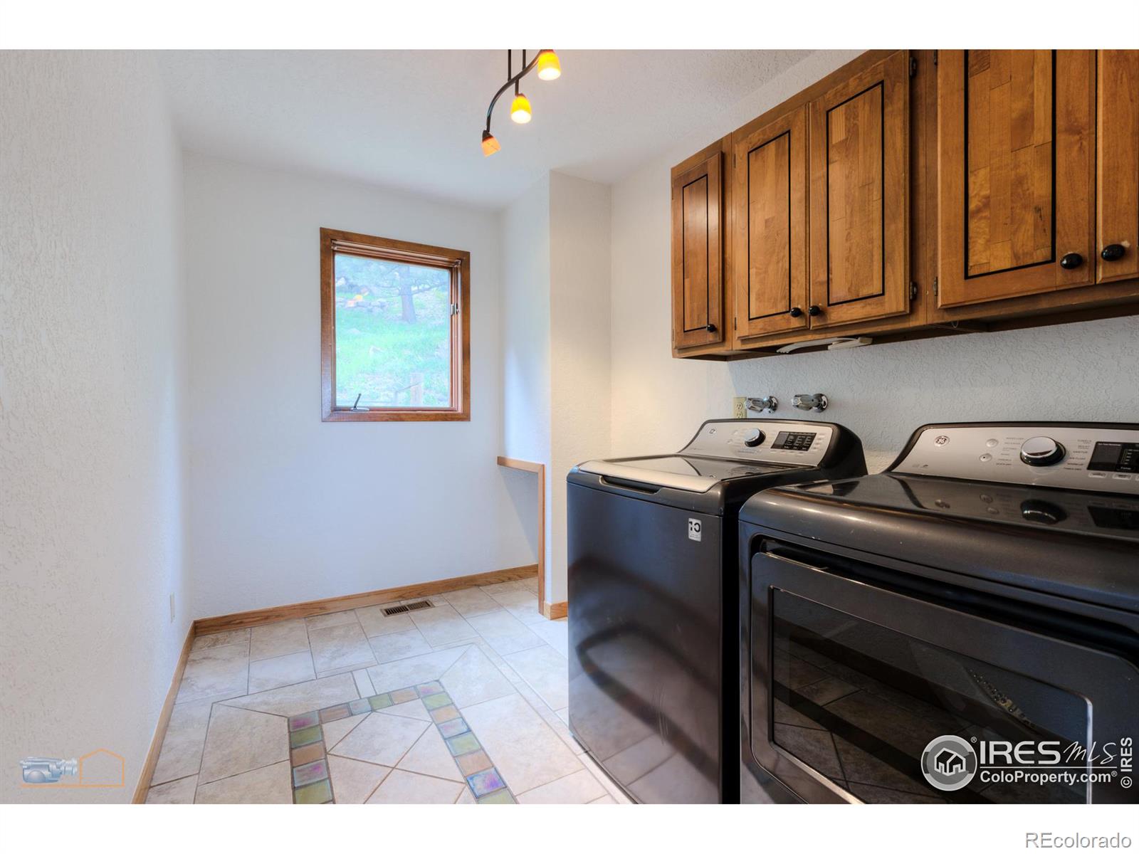 MLS Image #14 for 2616  crestridge court,boulder, Colorado