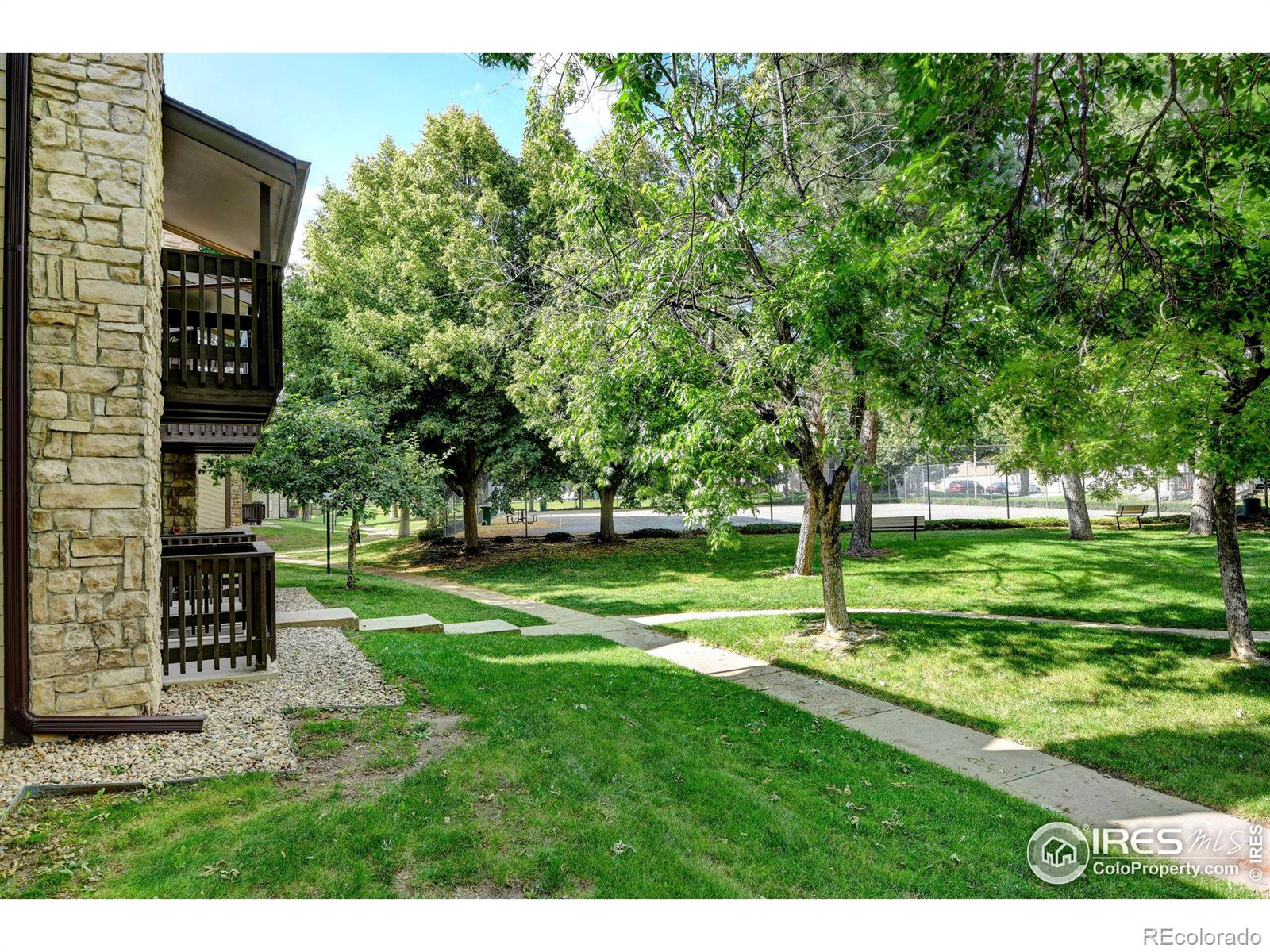 MLS Image #28 for 1854 s pitkin circle,aurora, Colorado