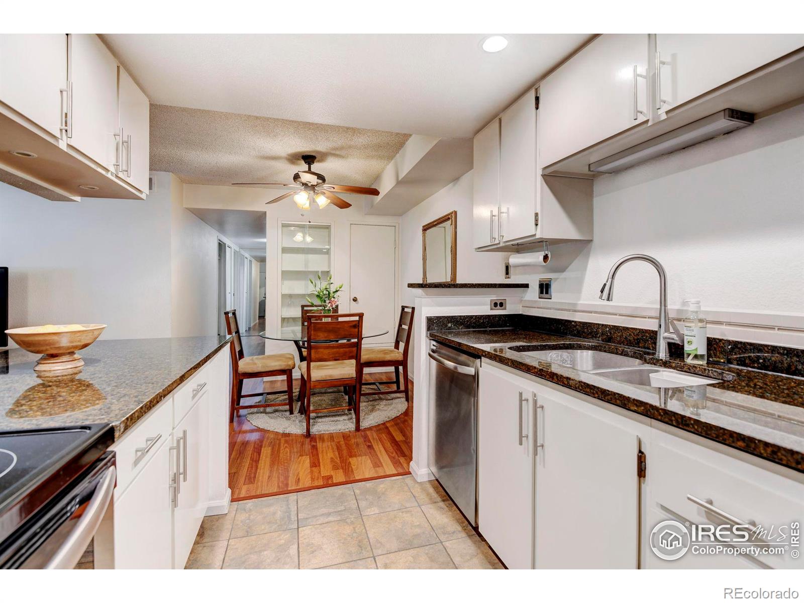 MLS Image #9 for 1854 s pitkin circle,aurora, Colorado