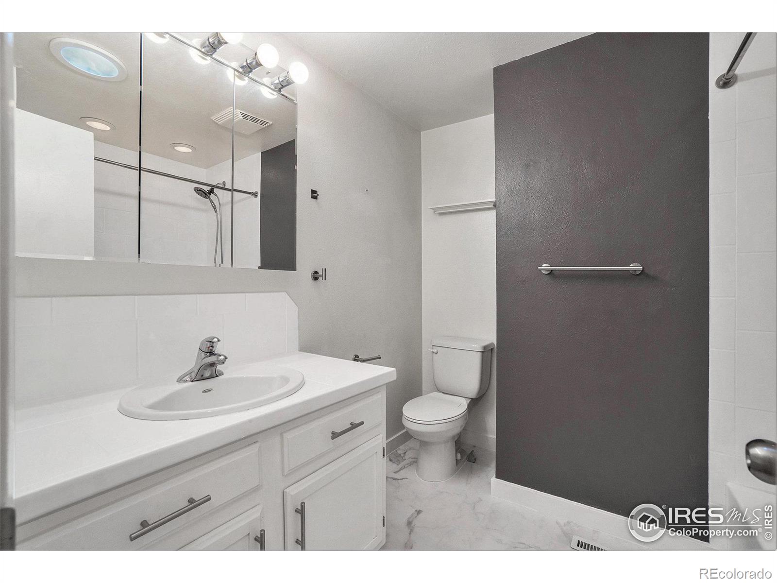 MLS Image #17 for 14  james circle,longmont, Colorado