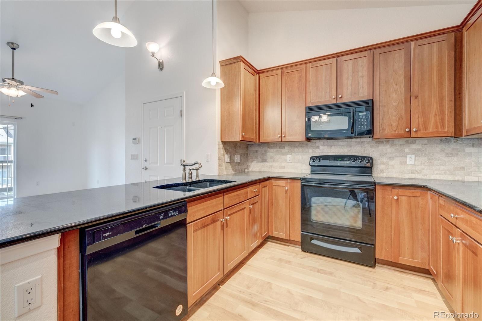 MLS Image #2 for 10056 w unser drive 302,littleton, Colorado