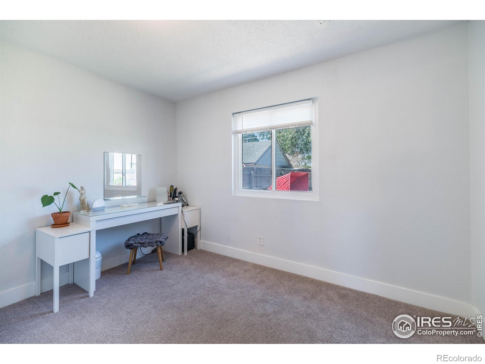 MLS Image #12 for 1213 s perry street,denver, Colorado