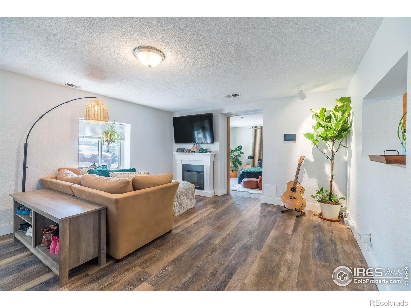 MLS Image #2 for 1213 s perry street,denver, Colorado