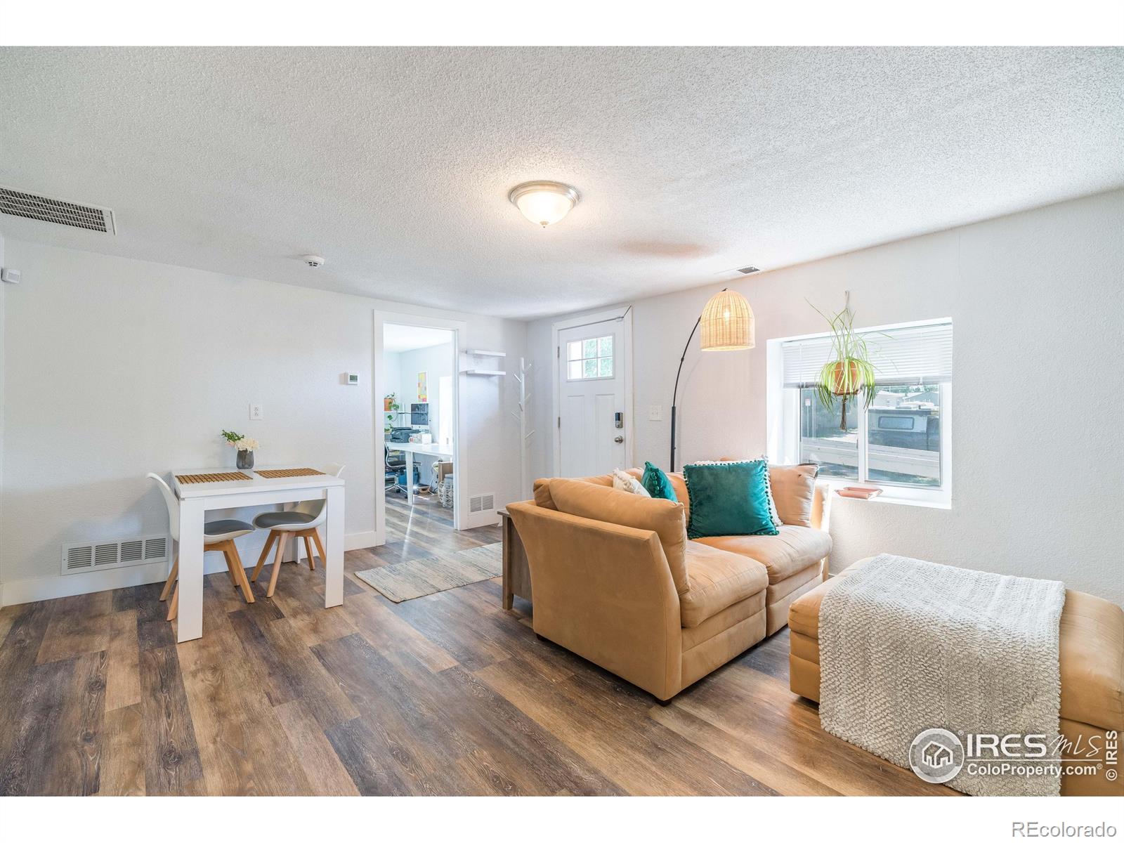 MLS Image #3 for 1213 s perry street,denver, Colorado