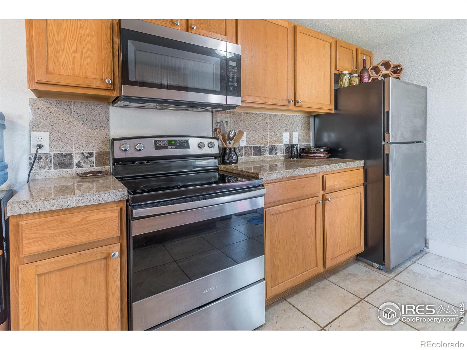 MLS Image #6 for 1213 s perry street,denver, Colorado