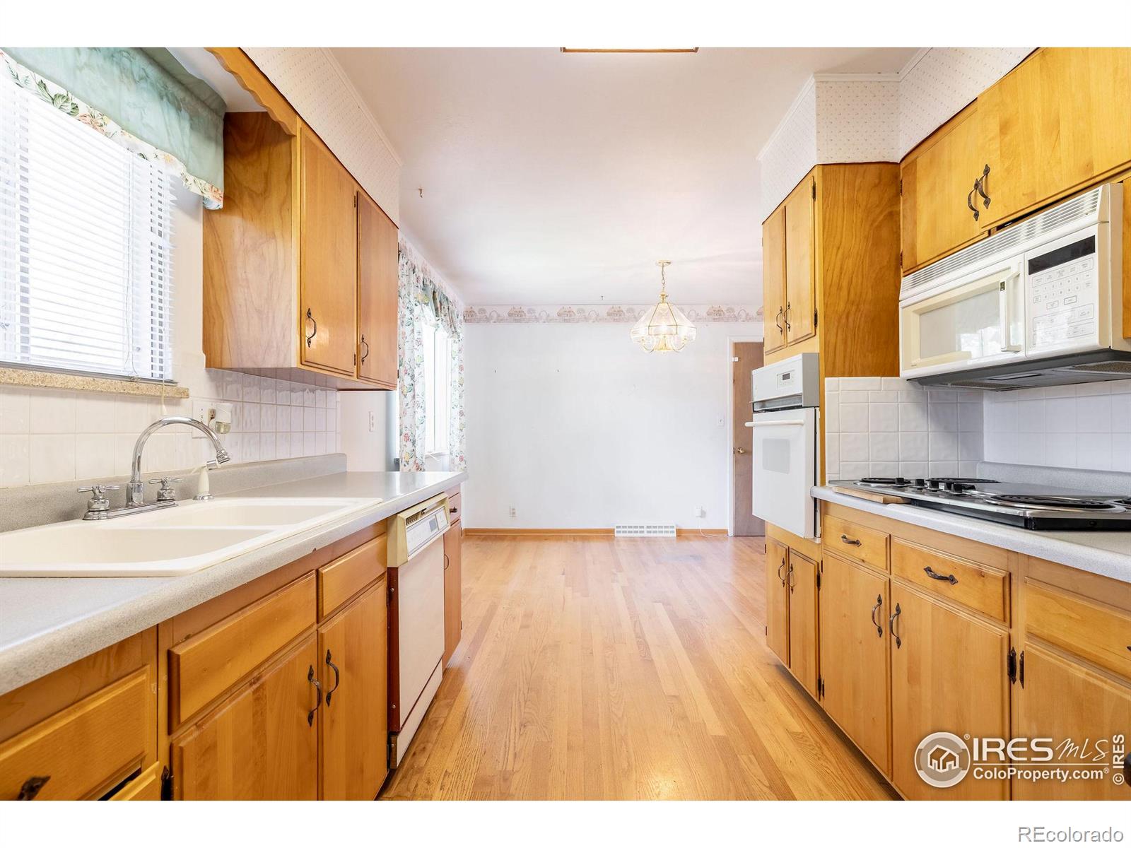 MLS Image #3 for 2475  kenwood drive,boulder, Colorado