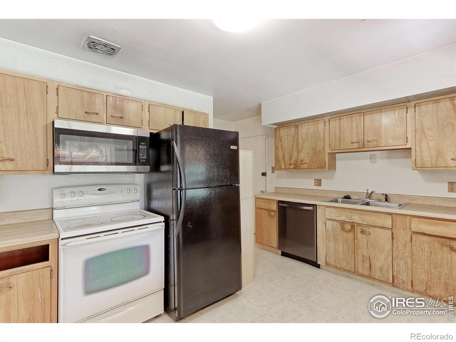 MLS Image #6 for 1510 s valentine way,lakewood, Colorado