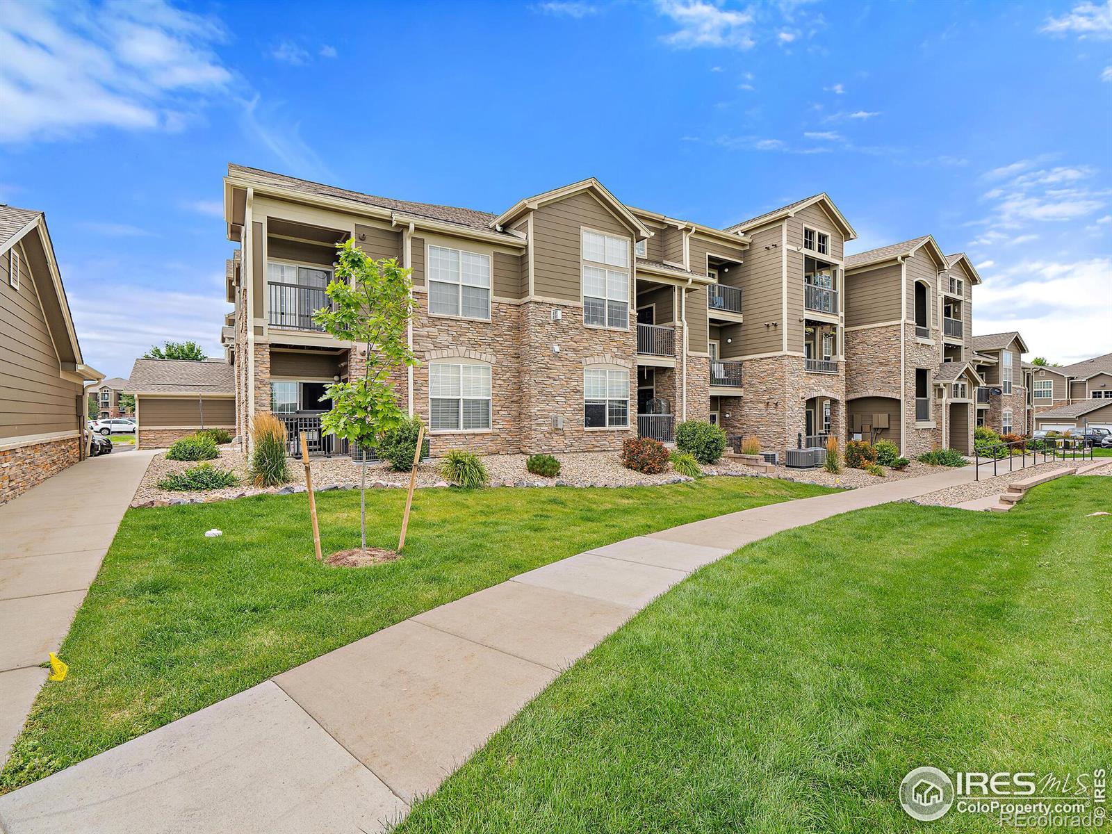 MLS Image #38 for 2985  blue sky circle 7-208,erie, Colorado