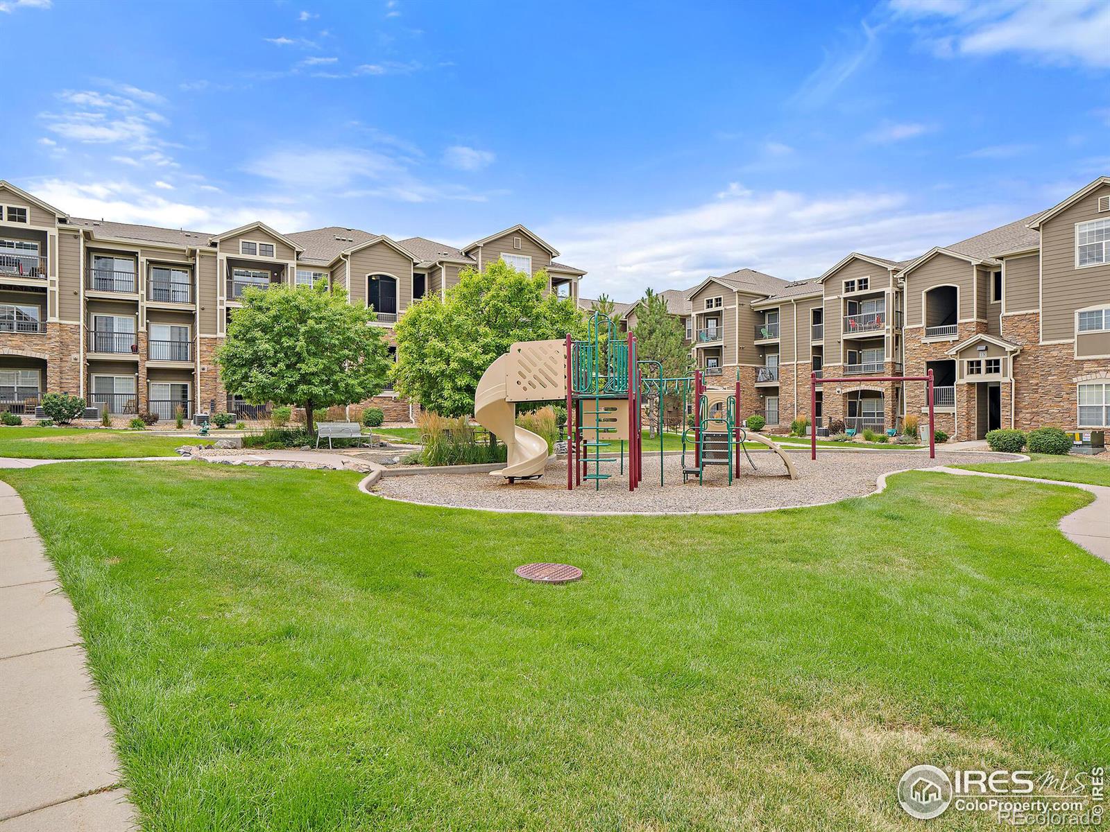 MLS Image #39 for 2985  blue sky circle 7-208,erie, Colorado