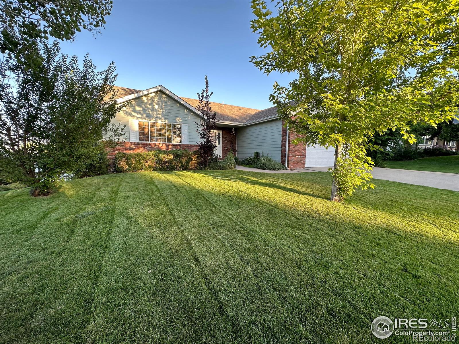 MLS Image #2 for 910  52nd avenue,greeley, Colorado