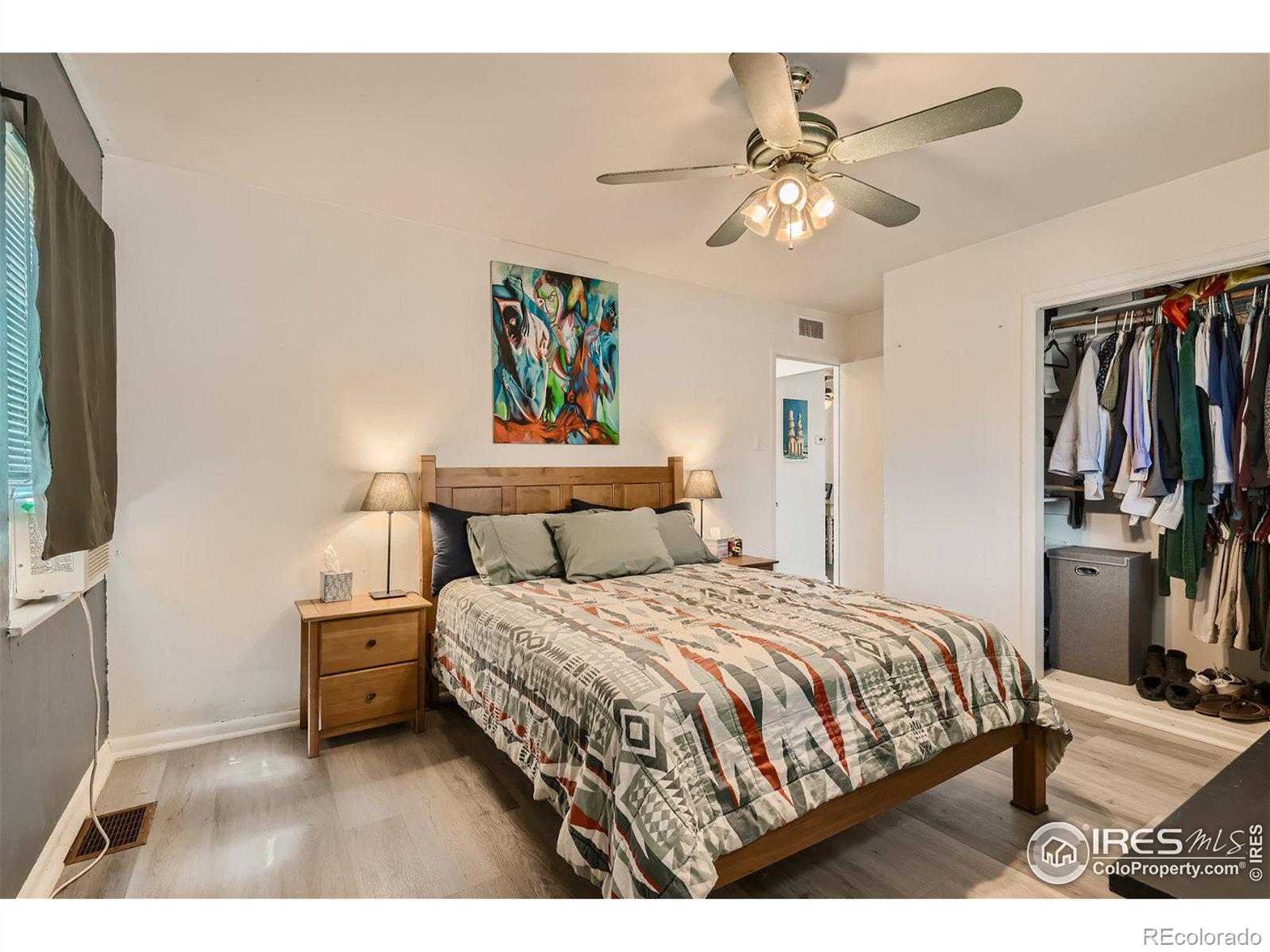 MLS Image #15 for 3017 s grape way,denver, Colorado