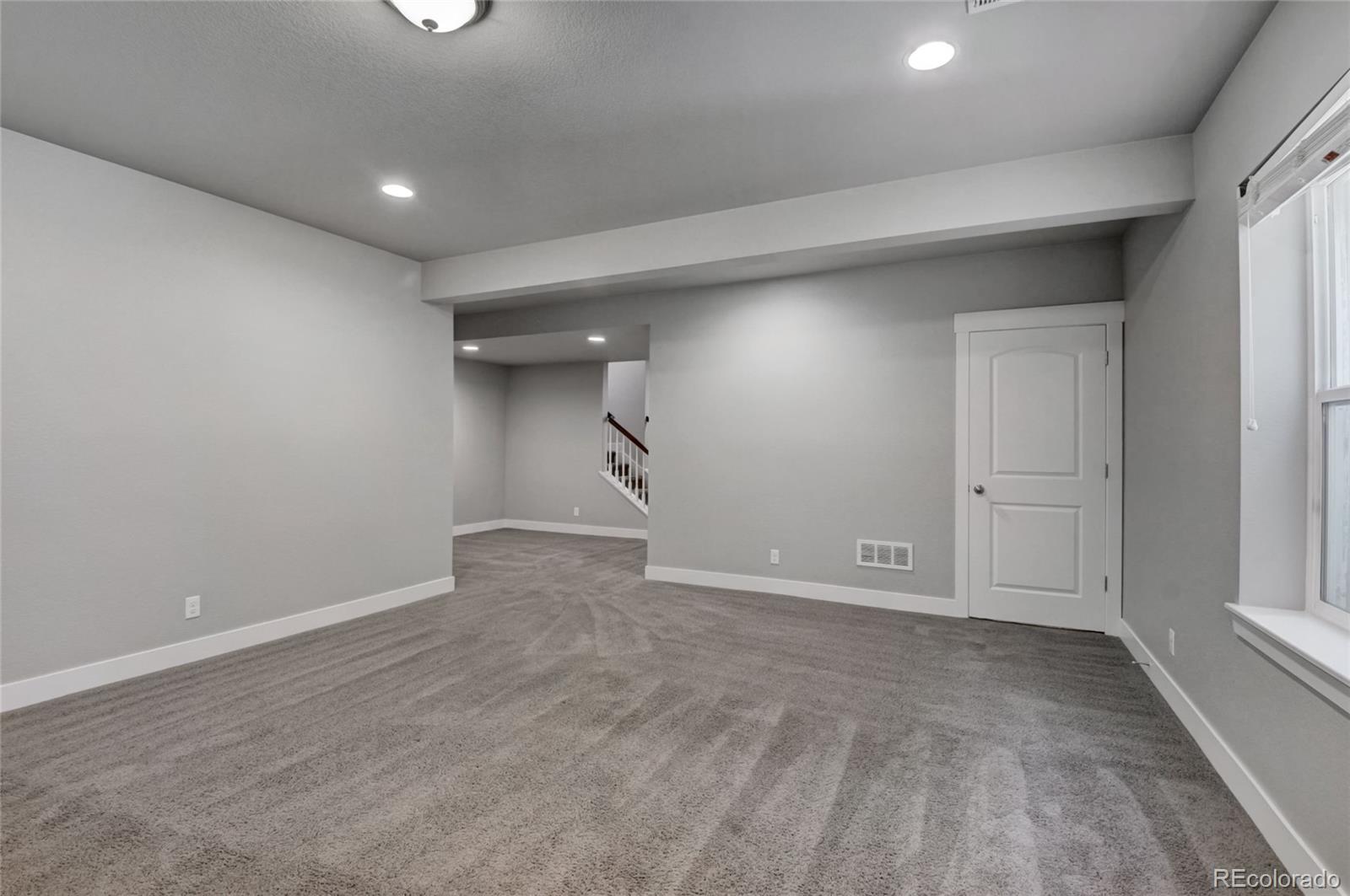 MLS Image #17 for 8668 e 54th place,denver, Colorado