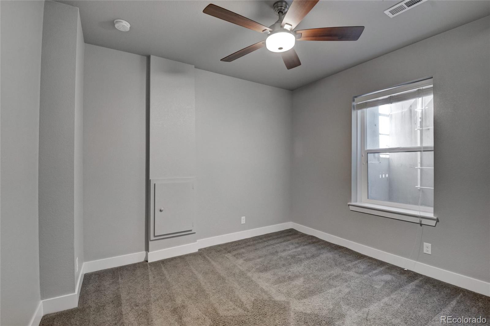 MLS Image #18 for 8668 e 54th place,denver, Colorado