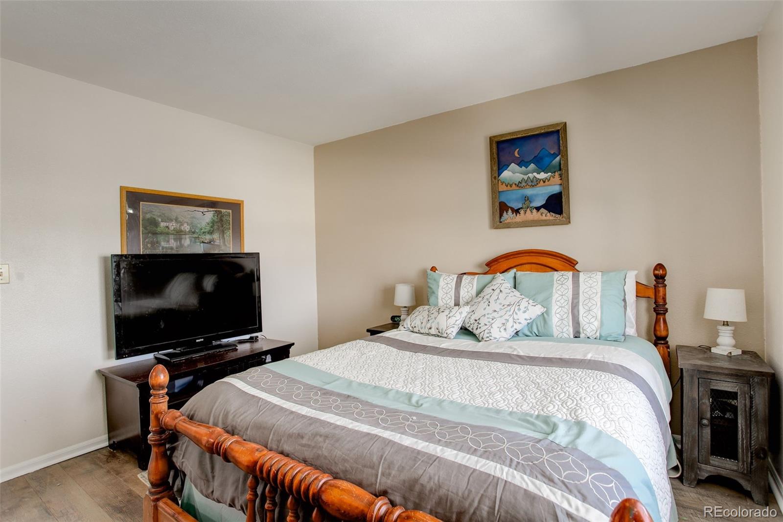MLS Image #16 for 4661 s decatur street,englewood, Colorado
