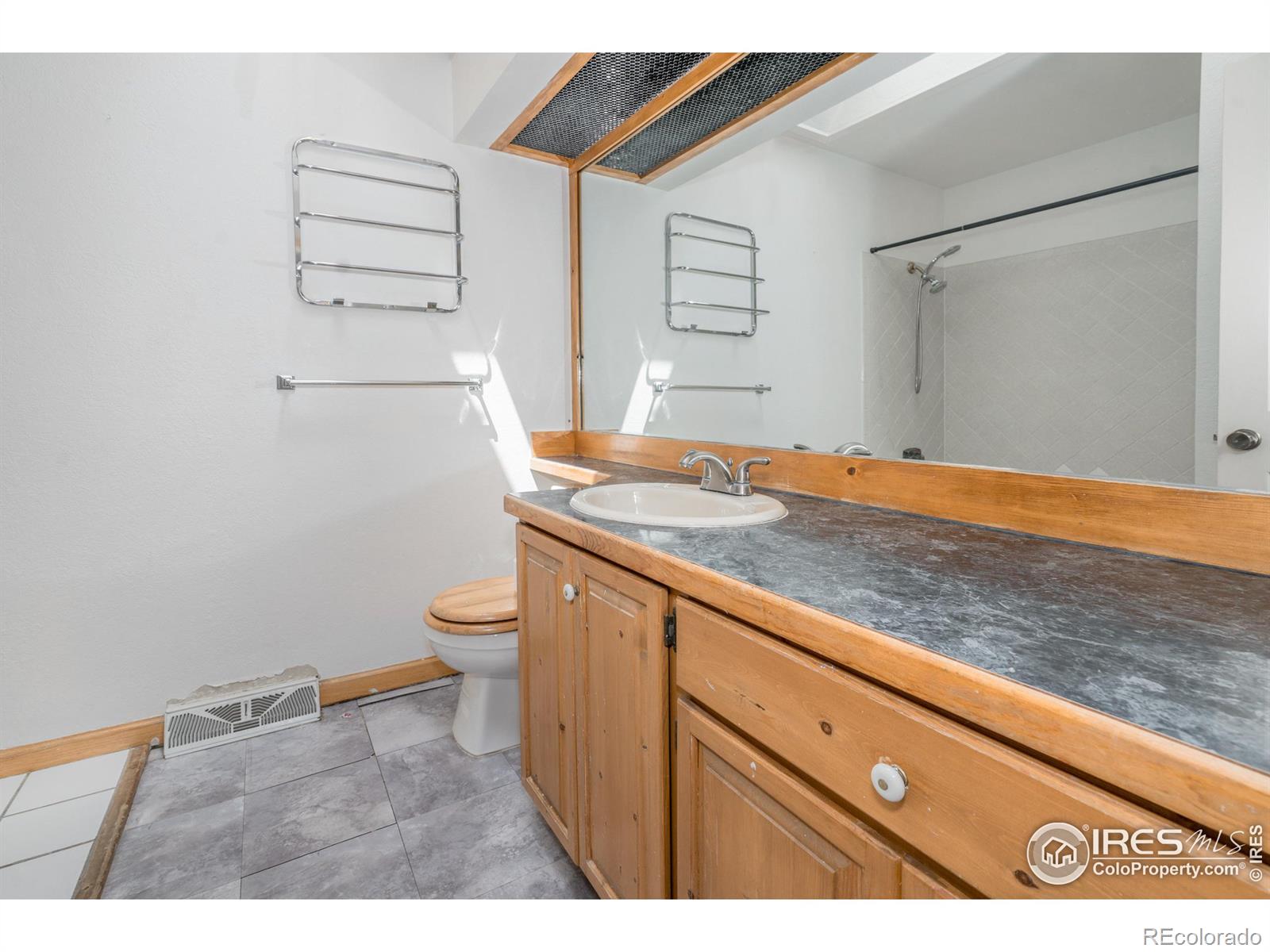 MLS Image #13 for 4207 w 8th street,greeley, Colorado