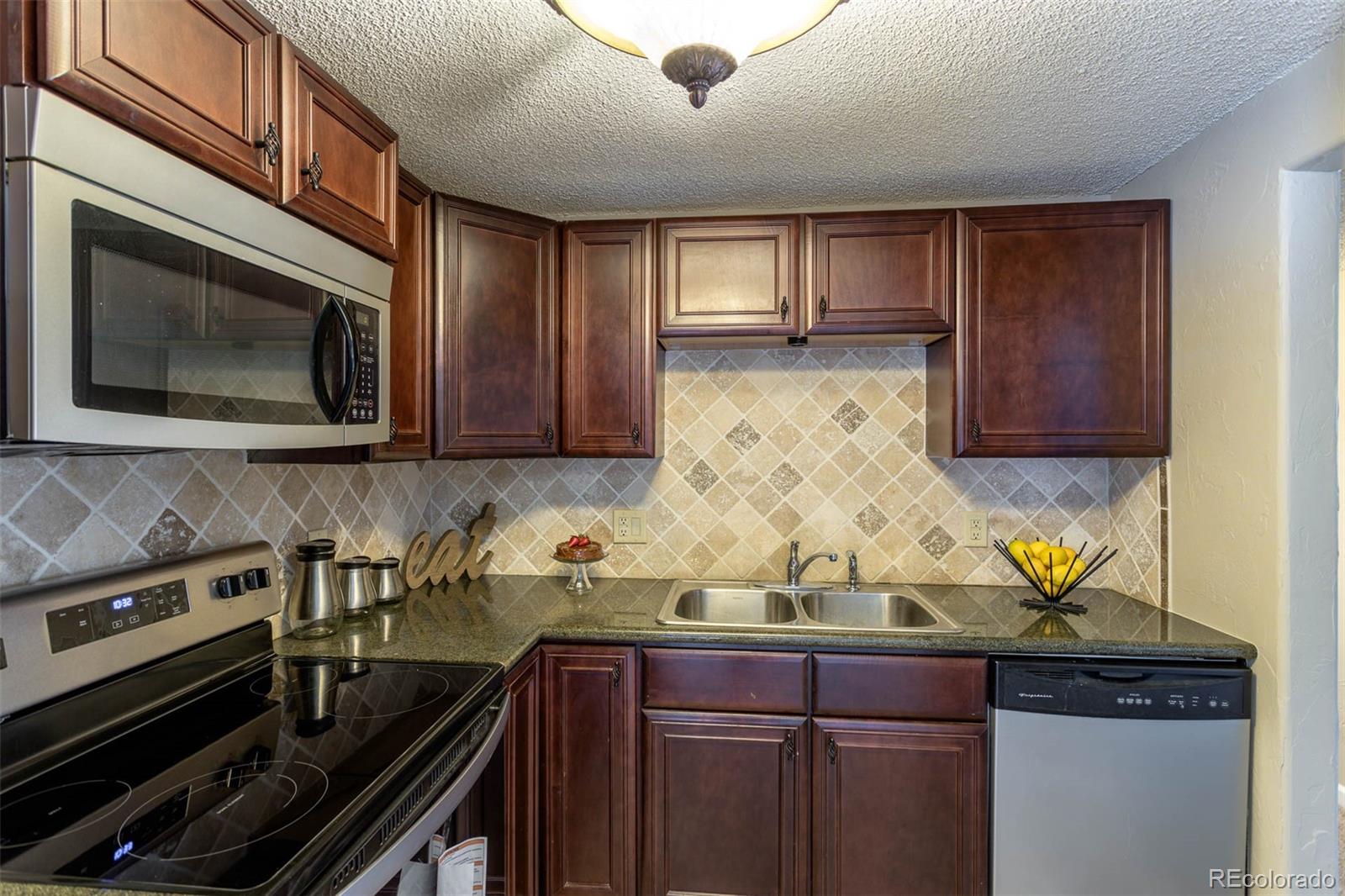 MLS Image #11 for 1723  robb street 30,lakewood, Colorado