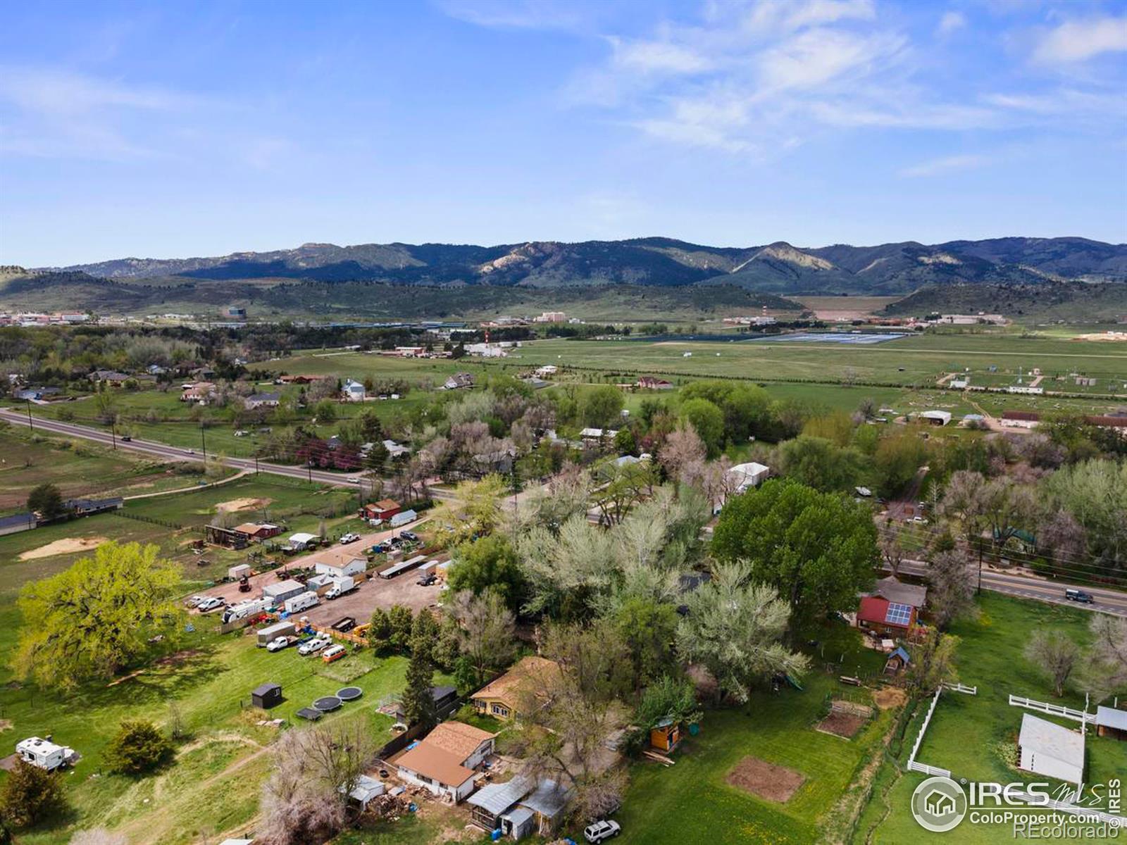 MLS Image #39 for 528  1/2 n overland trail,fort collins, Colorado