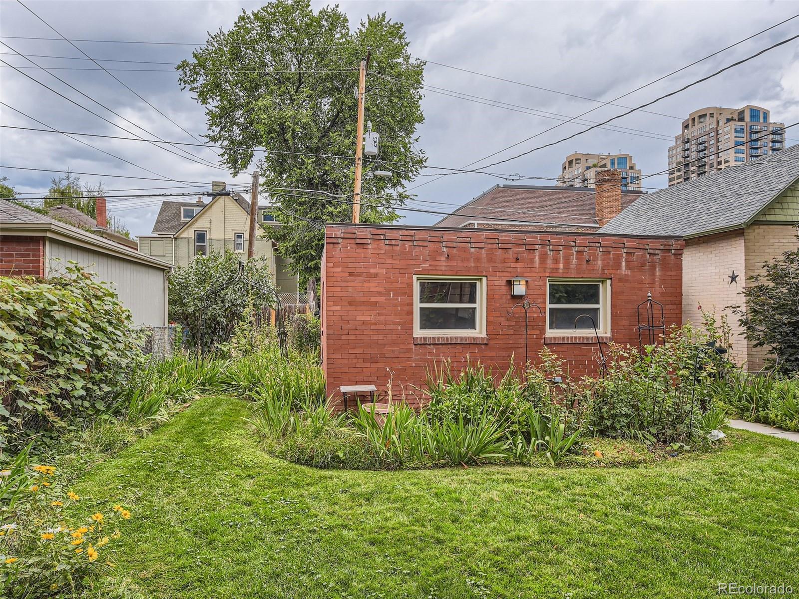 MLS Image #29 for 1577  steele street,denver, Colorado