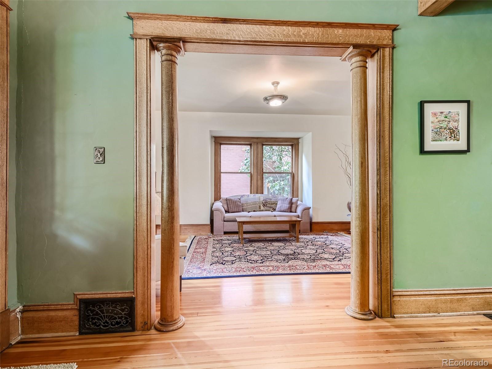 MLS Image #4 for 1577  steele street,denver, Colorado