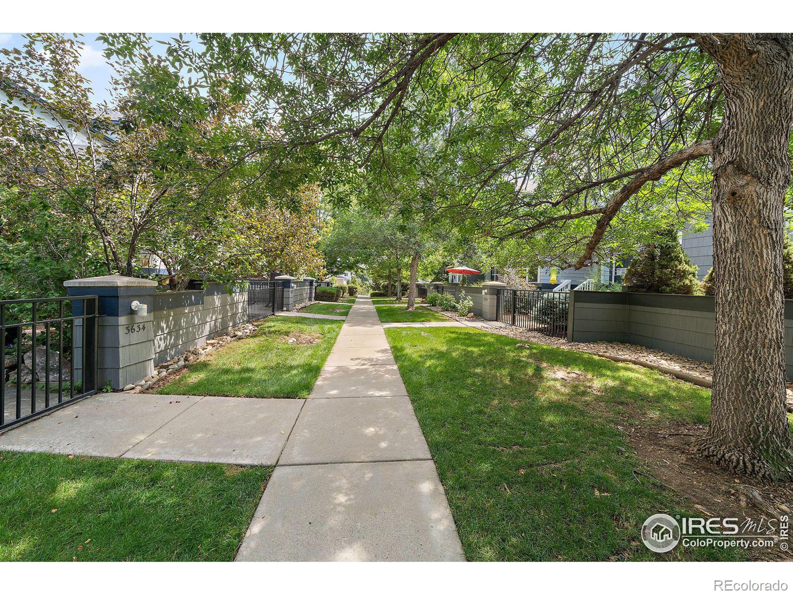 MLS Image #2 for 3626  oakwood drive,longmont, Colorado