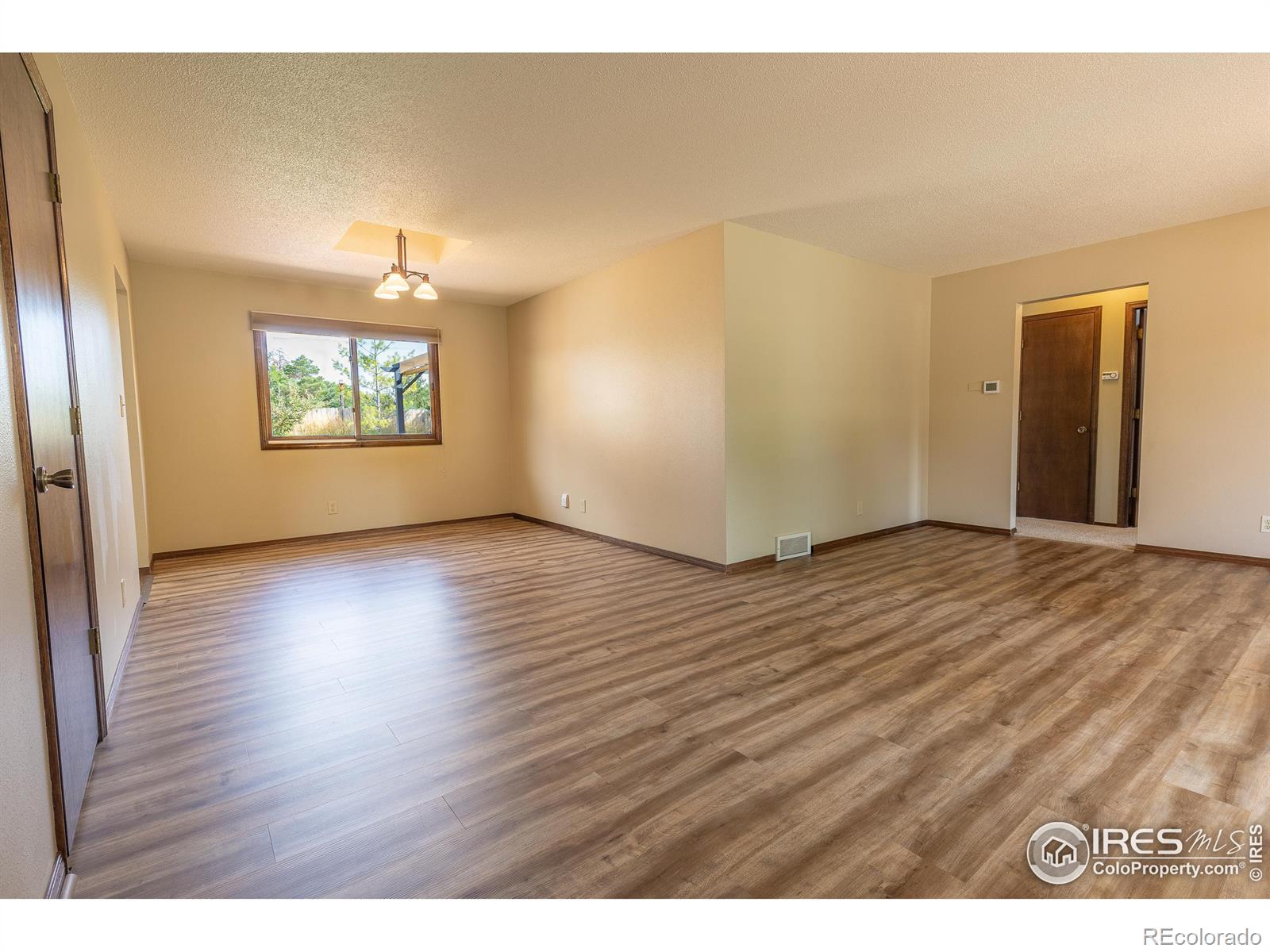 MLS Image #6 for 2629 w 28th street,loveland, Colorado