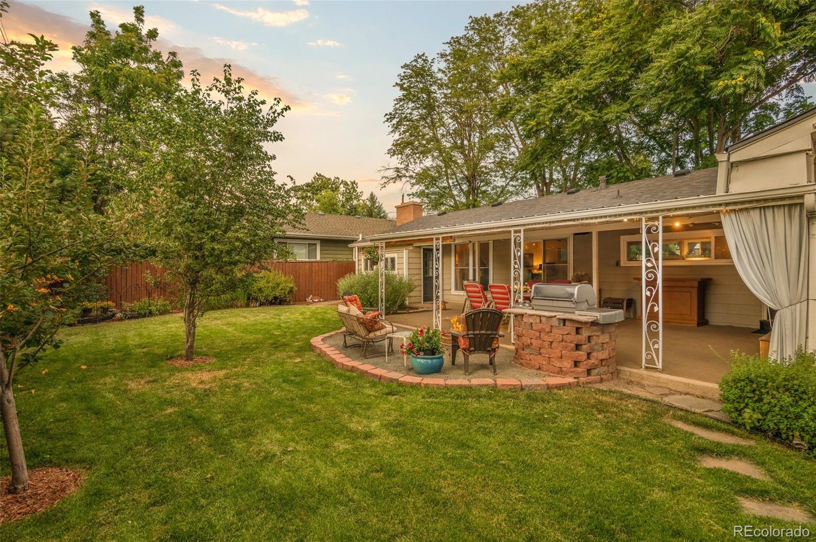 MLS Image #35 for 2557 s dexter street,denver, Colorado