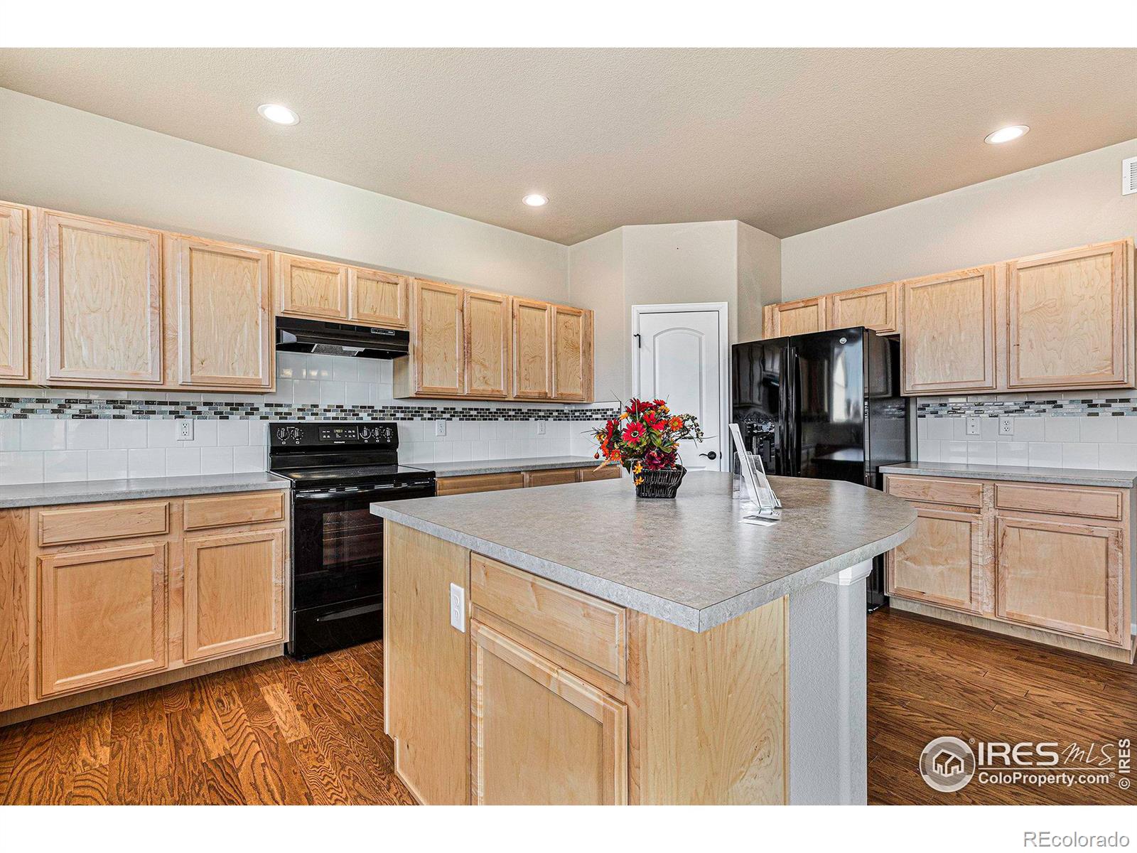 MLS Image #5 for 10412  17th street,greeley, Colorado