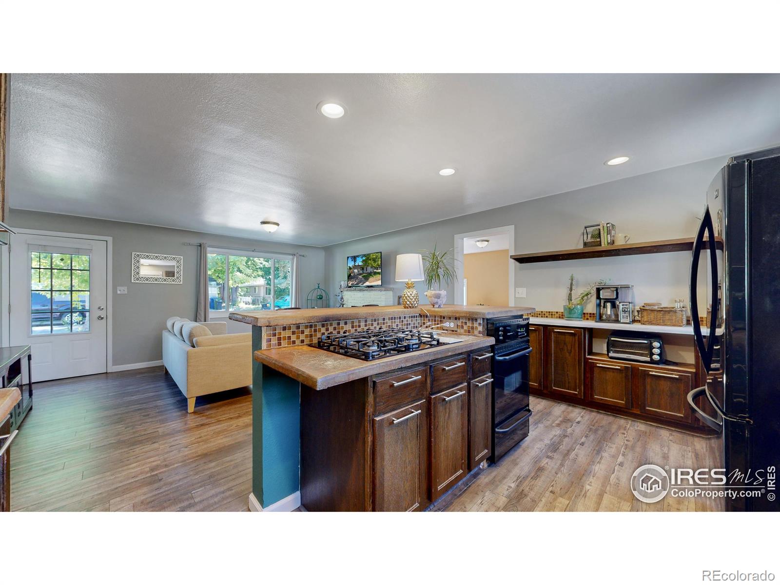 MLS Image #9 for 827 e 8th street,loveland, Colorado