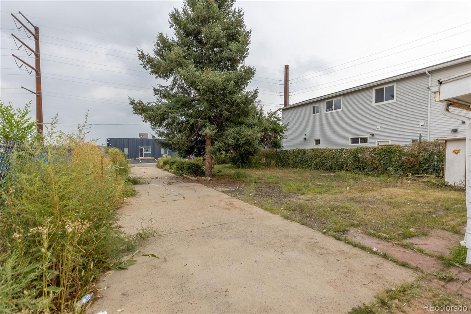 MLS Image #26 for 1263 s lipan street,denver, Colorado