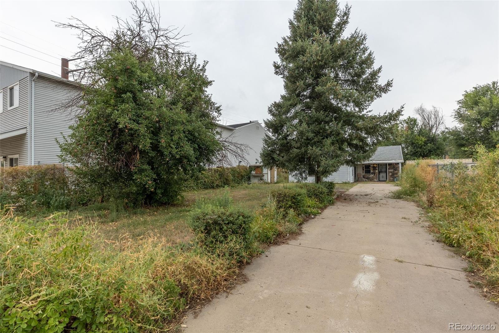 MLS Image #3 for 1263 s lipan street,denver, Colorado