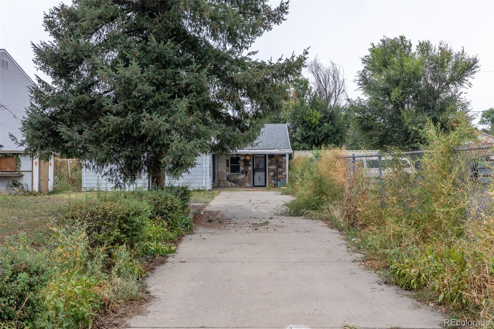 MLS Image #4 for 1263 s lipan street,denver, Colorado