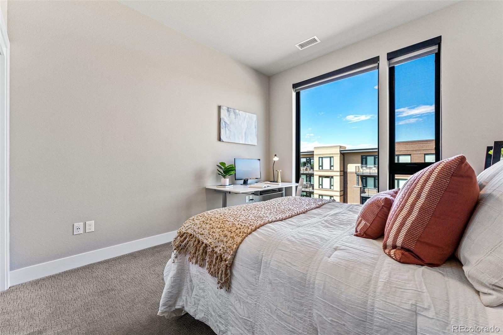 MLS Image #23 for 6618 e lowry boulevard 305,denver, Colorado