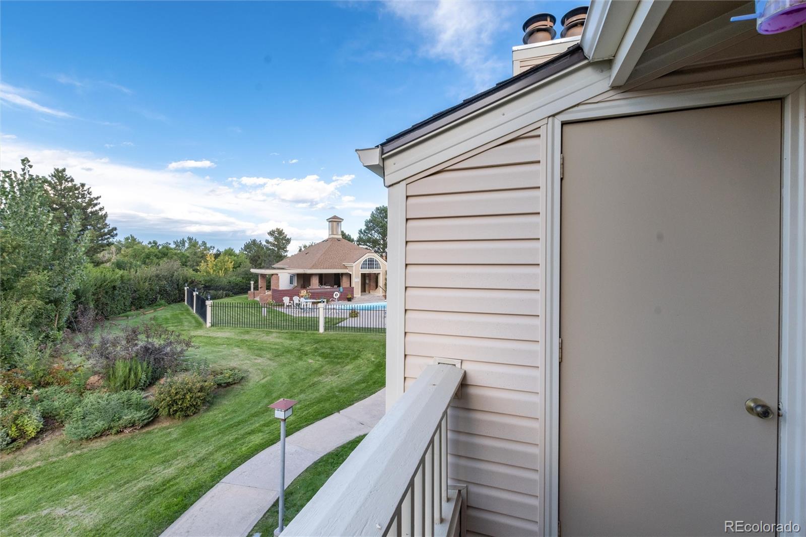 MLS Image #4 for 989 s miller street,lakewood, Colorado