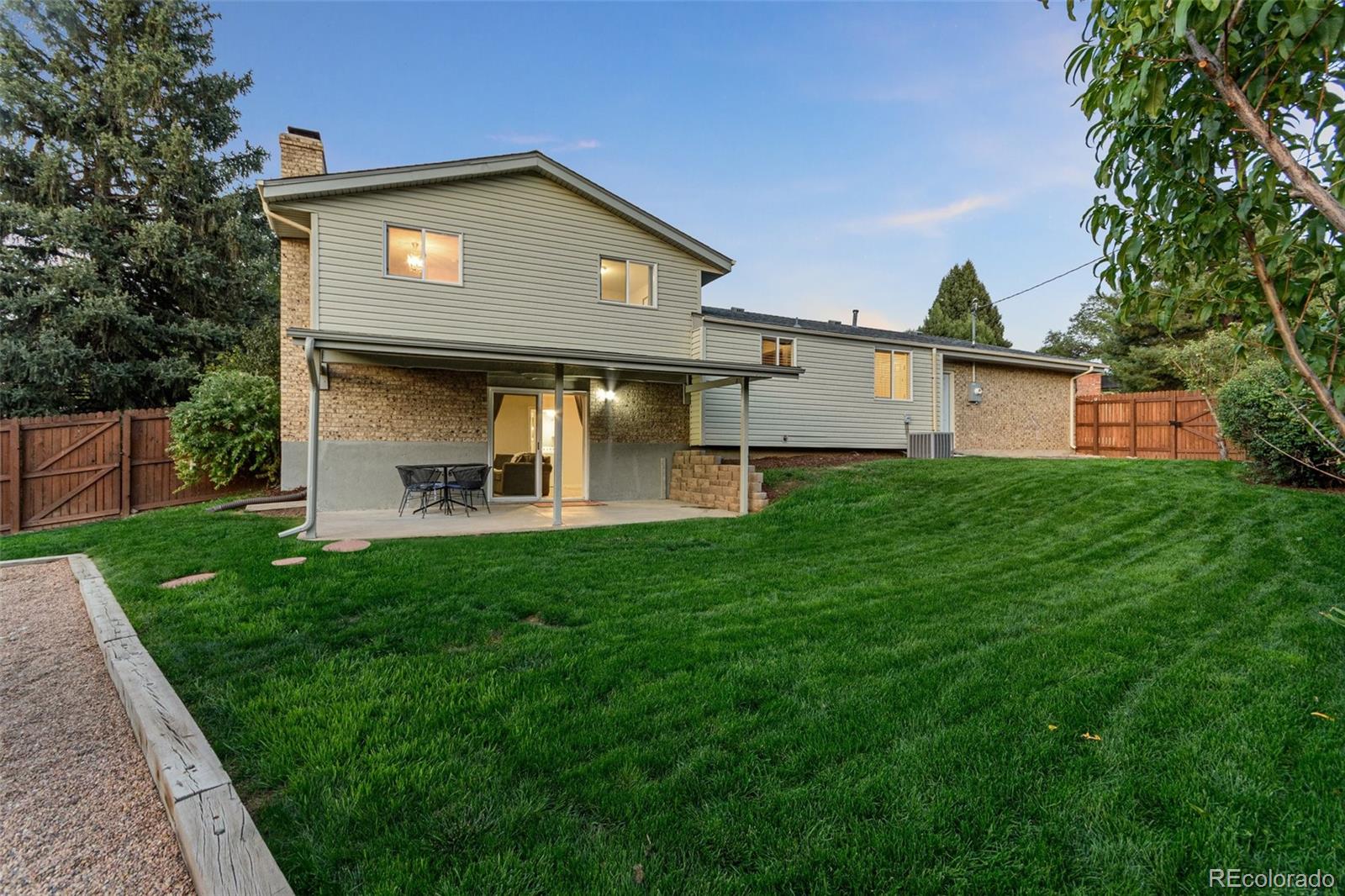 MLS Image #35 for 4666 e hinsdale place,centennial, Colorado