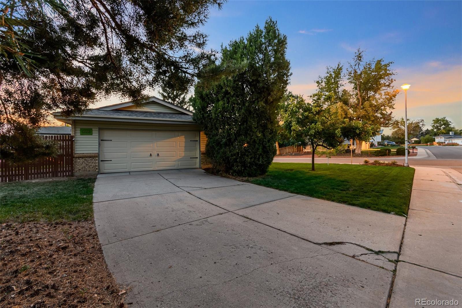 MLS Image #37 for 4666 e hinsdale place,centennial, Colorado