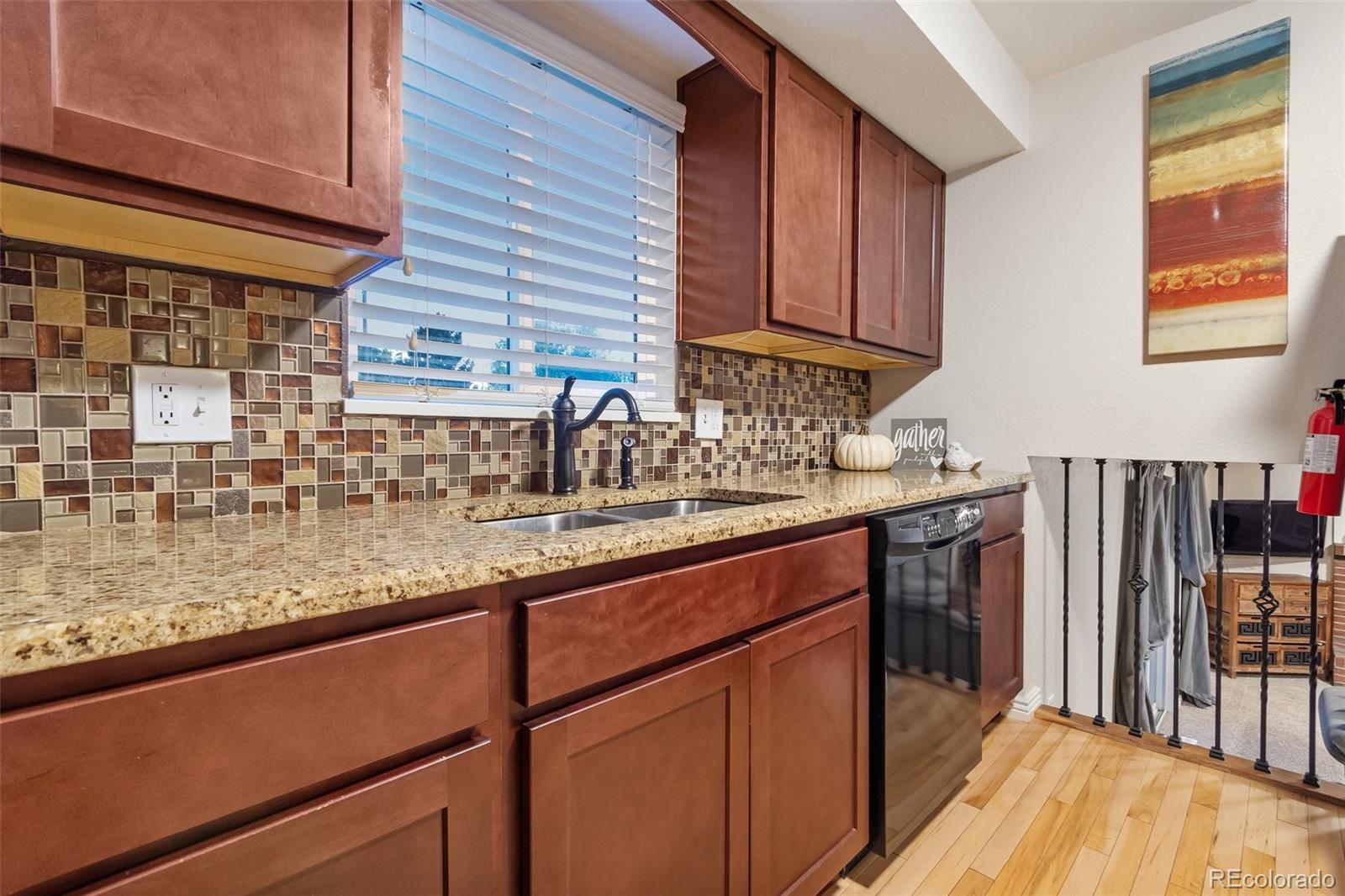 MLS Image #6 for 4666 e hinsdale place,centennial, Colorado