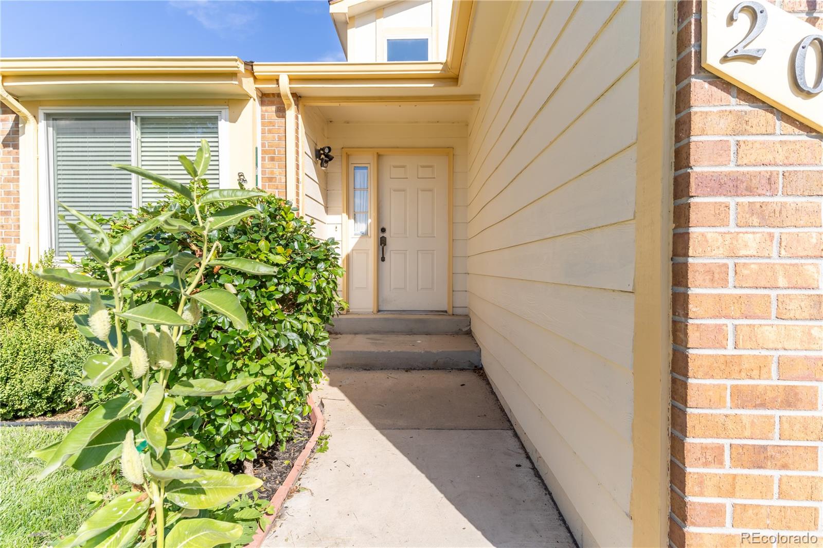 MLS Image #4 for 2040 s fairplay street,aurora, Colorado