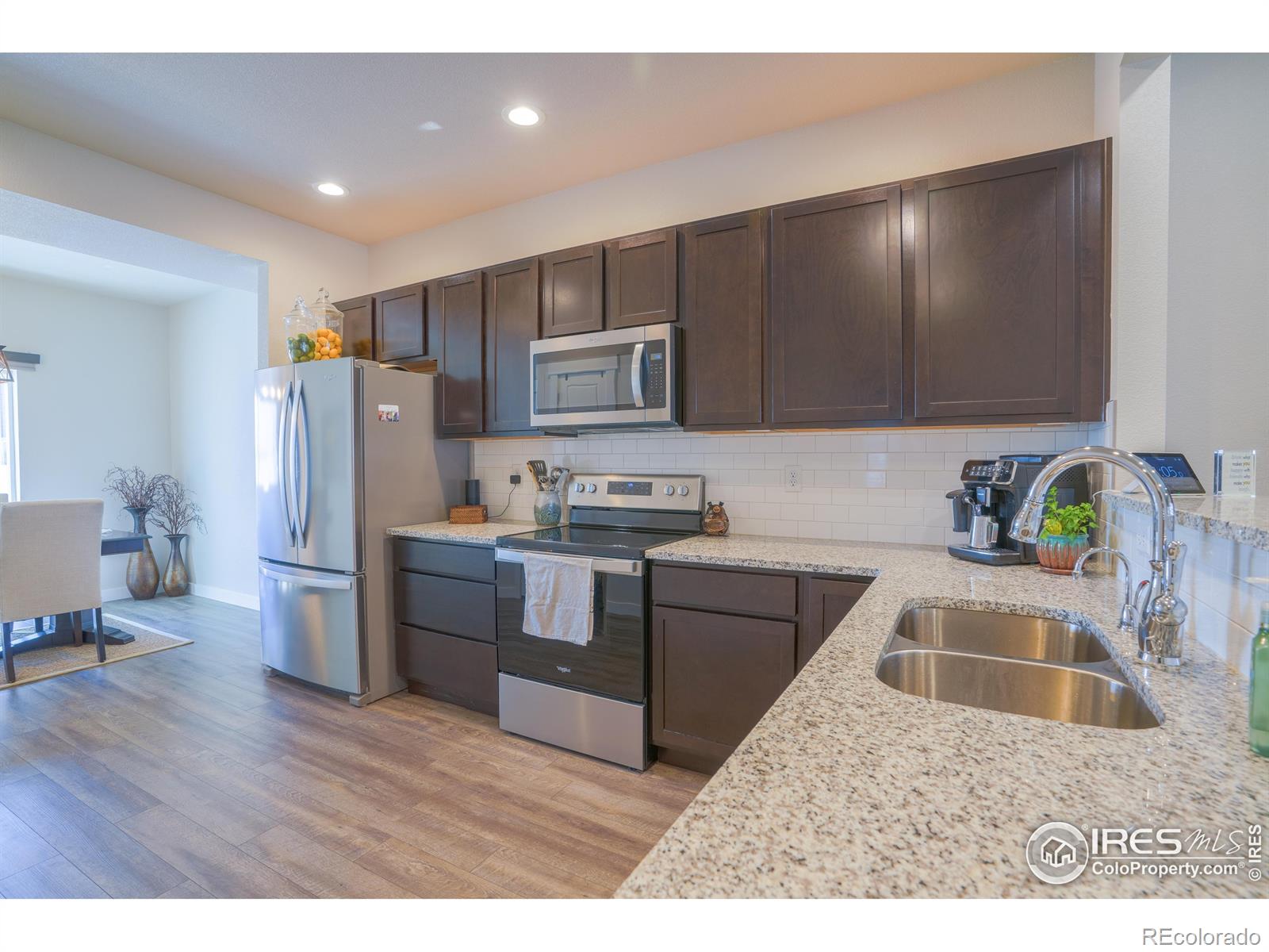 MLS Image #5 for 294 e chestnut street,windsor, Colorado