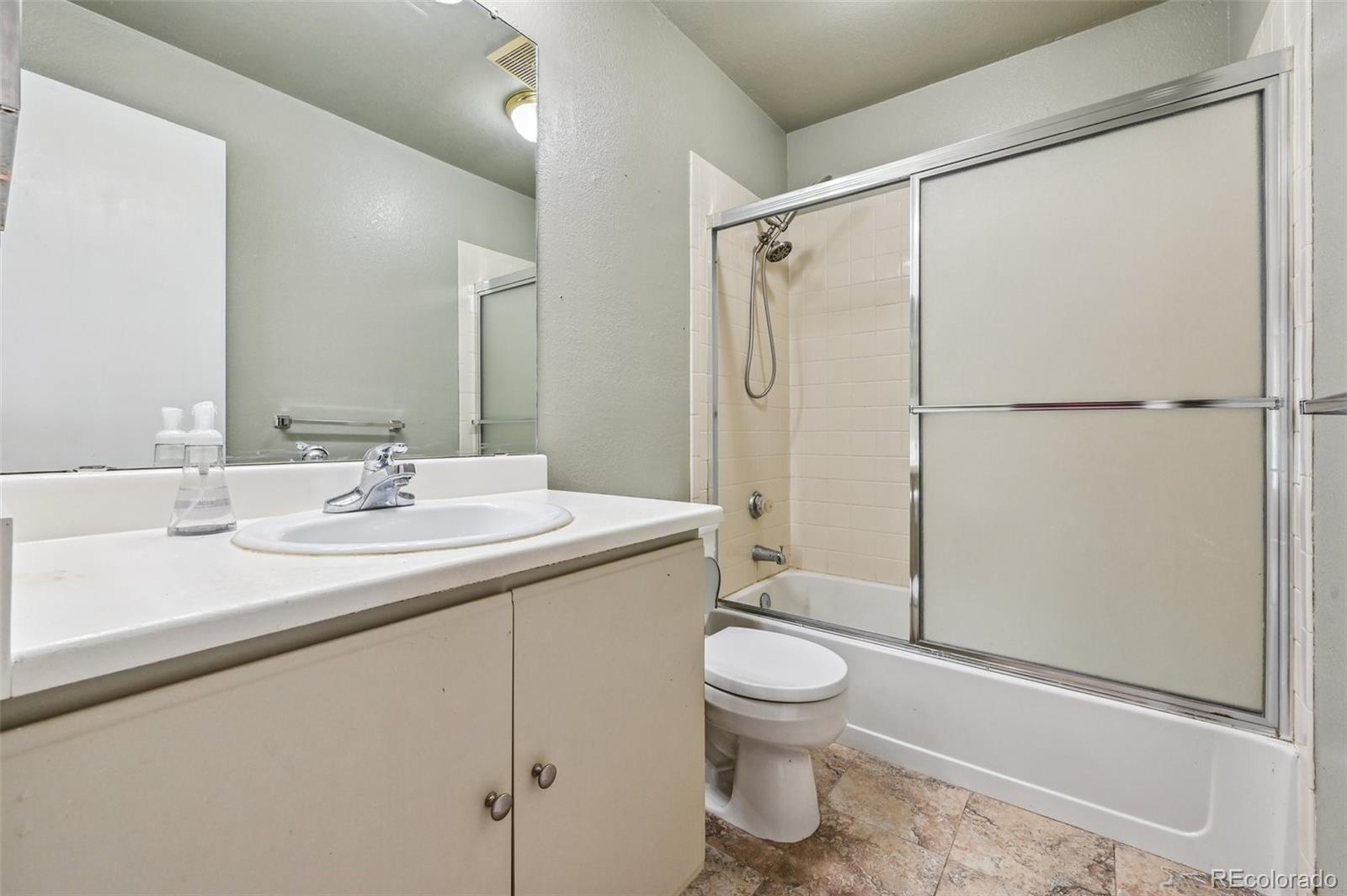 MLS Image #14 for 2716 e otero place 7,centennial, Colorado