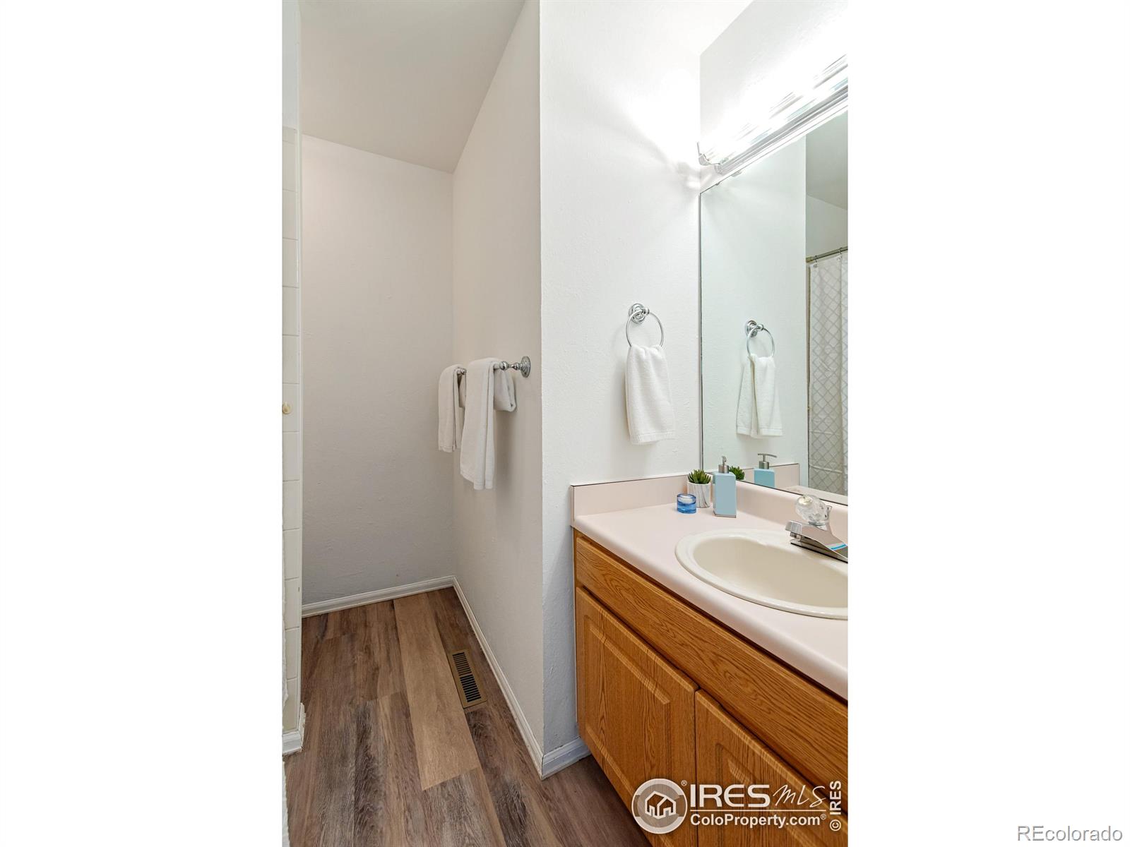 MLS Image #23 for 57  mineola court,boulder, Colorado