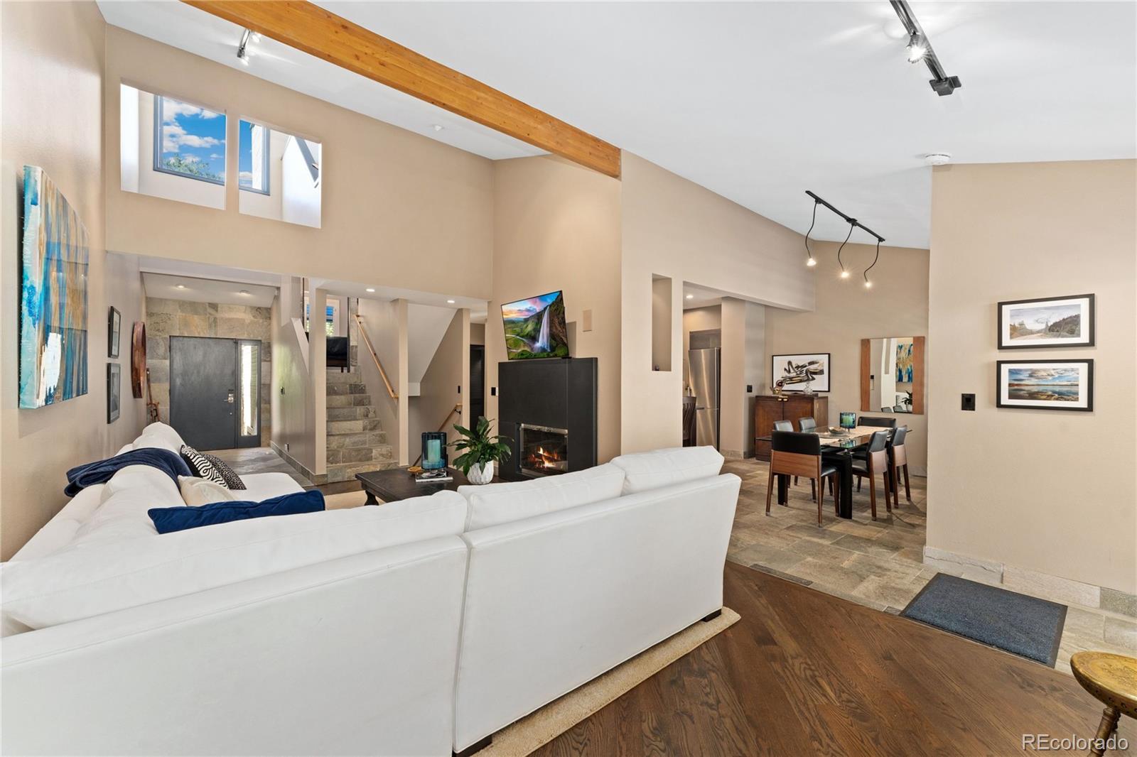 MLS Image #2 for 9200 e cherry creek south drive,denver, Colorado