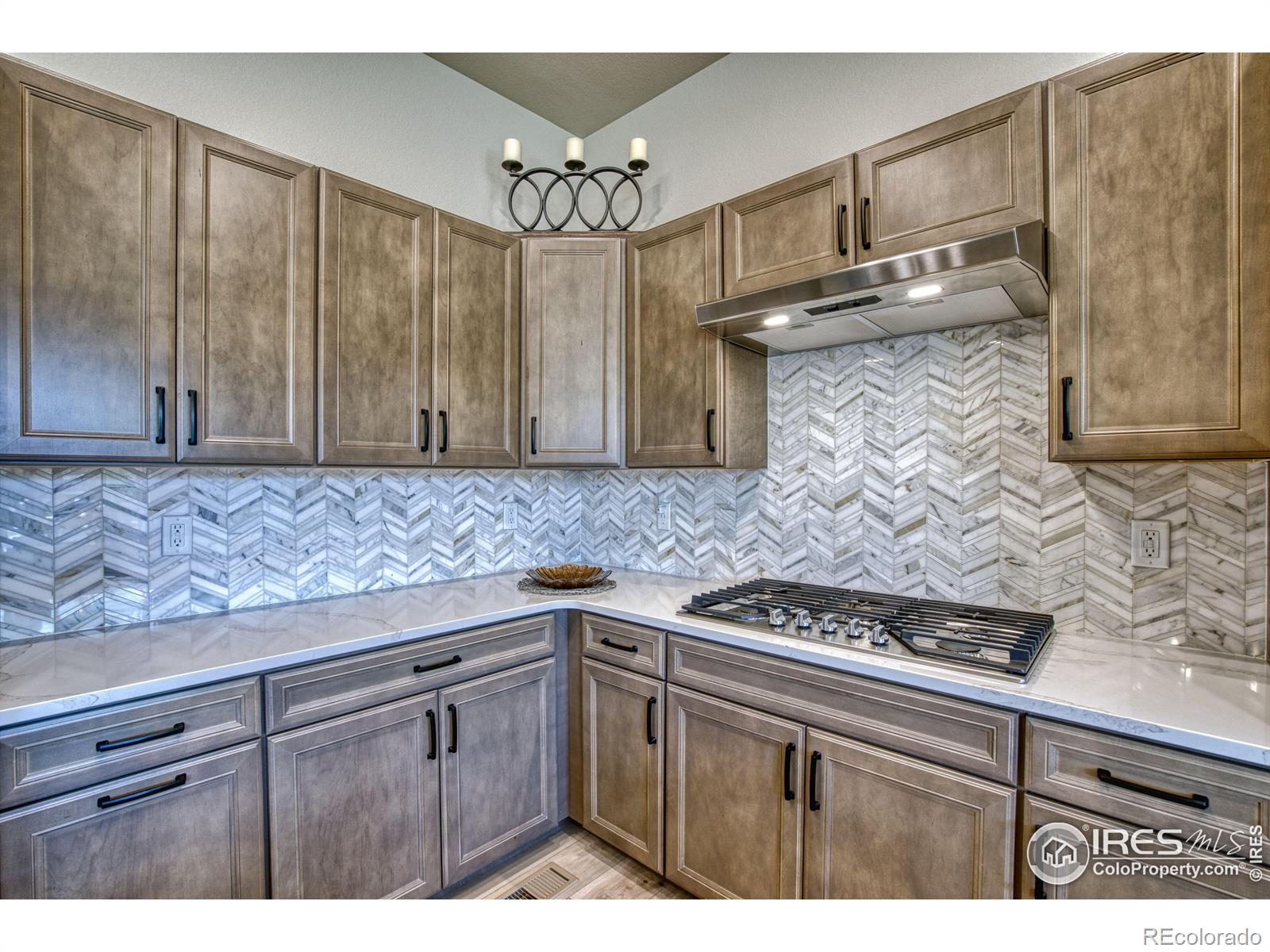 MLS Image #11 for 1310  lanterns lane,superior, Colorado