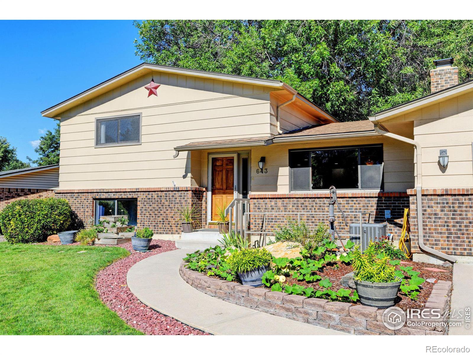 CMA Image for 643  elliott street,Longmont, Colorado