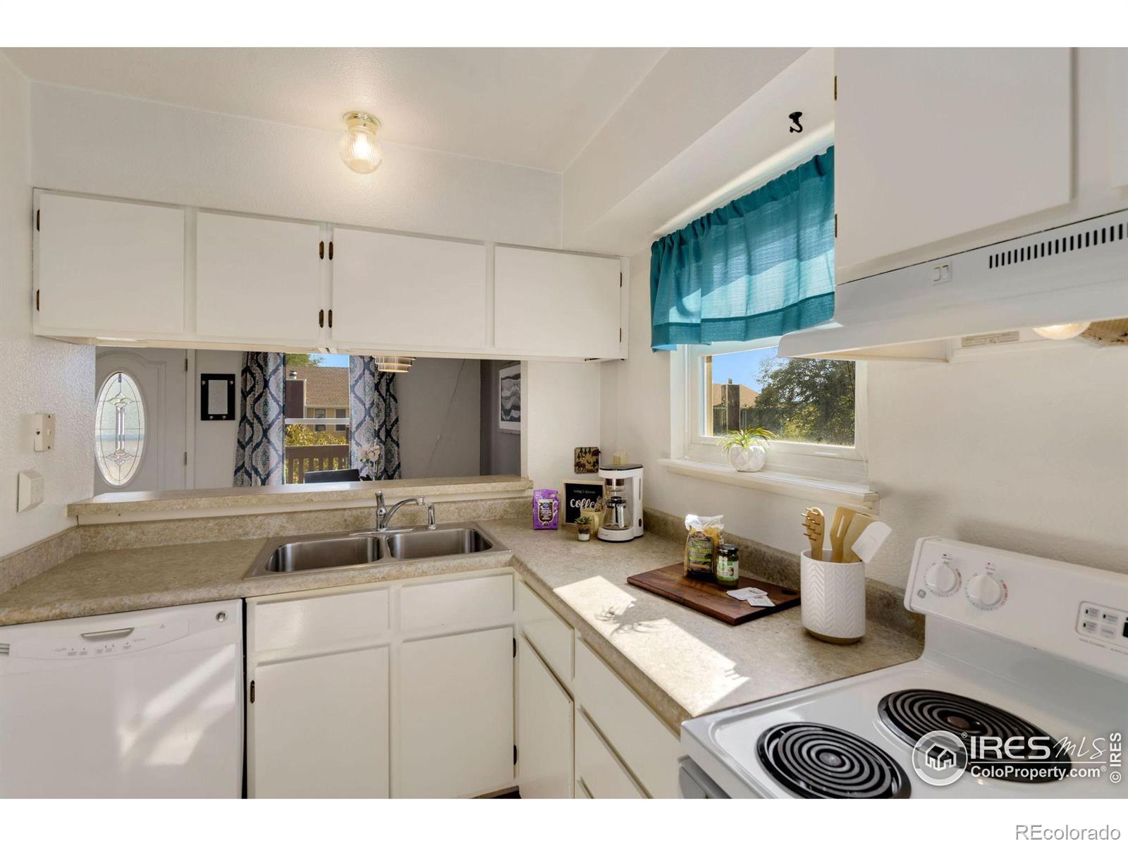 MLS Image #9 for 306  sundance circle,fort collins, Colorado